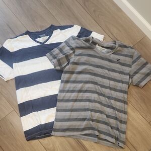 Men's V-neck Tshirt Bundle - Size XL